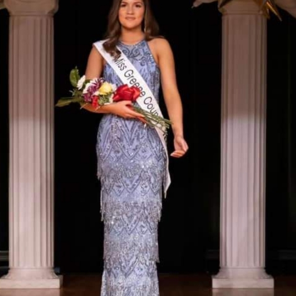 Sherri Hill Gown fully beaded great for prom or pageant a show stopper - Picture 4 of 17